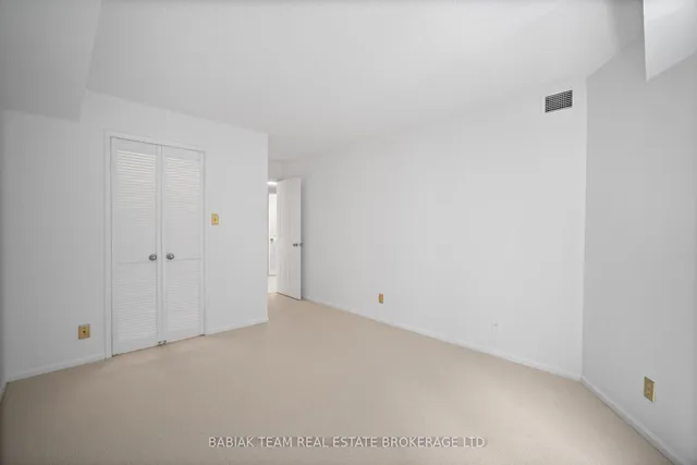 Additional image 29 of 711 Bay St Unit 1613