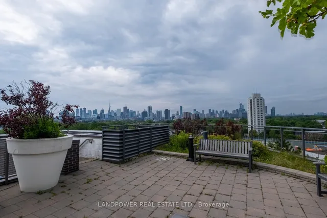 Additional image 34 of 1201 Dundas St Unit 302