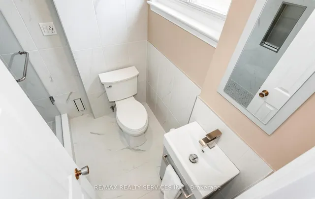 Additional image 30 of 17 Croydon Crt