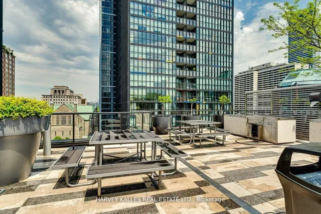 Additional image 33 of 101 Charles St Unit 801