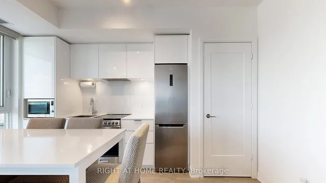 房产图片 23 - 70 Annie Craig Dr 单元 2703