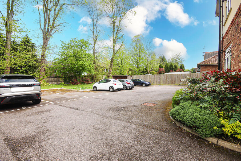 Additional image 11 of Cross Way, Harpenden, Hertfordshire, AL5