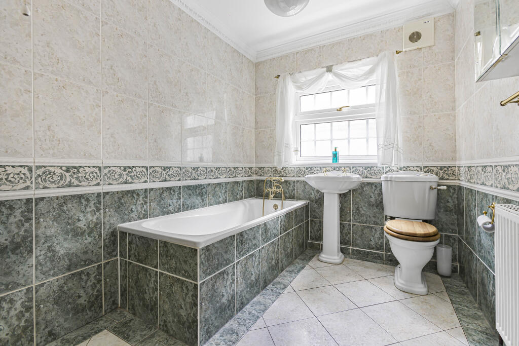Additional image 15 of High Oaks Road, Welwyn Garden City, AL8
