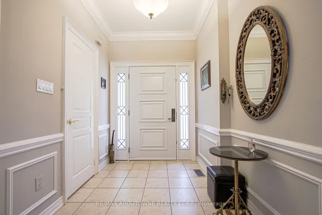 Additional image 3 of 160 Paris St