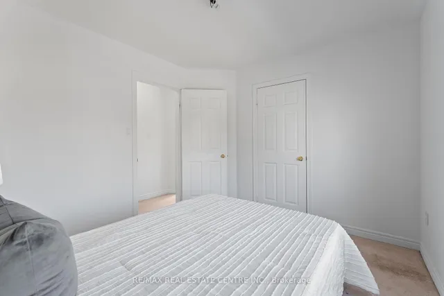 Additional image 33 of 27 Percy Gate