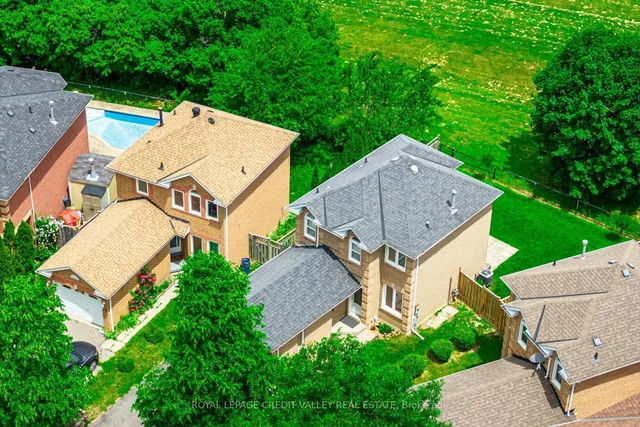 Additional image 3 of 56 Valonia Dr