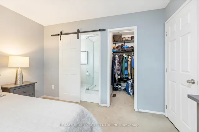 Additional image 18 of 292 Randall Cres