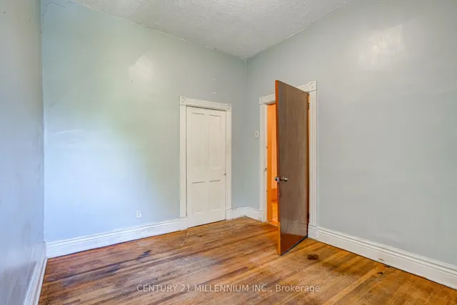 Additional image 35 of 144 Robert St