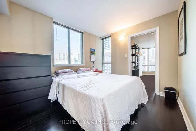 Additional image 15 of 38 Elm St Unit 1410