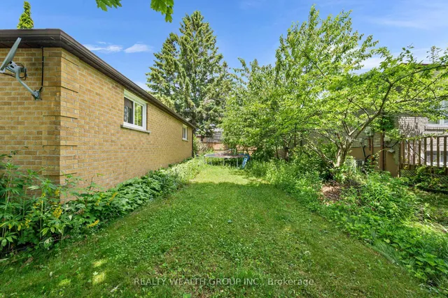 Additional image 16 of 4450 Lawrence Ave