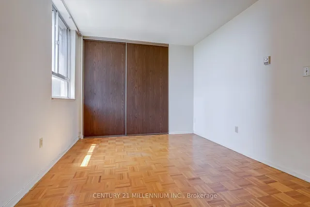 Additional image 20 of 5 Massey Sq Unit 2009