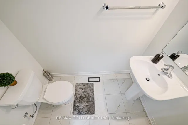 Additional image 22 of 10 Freedom Cres Unit 8