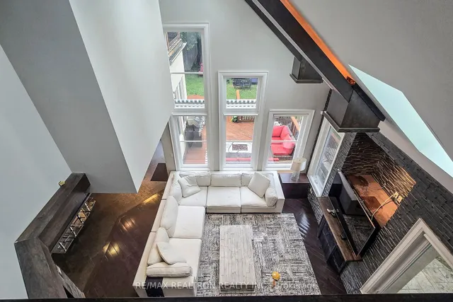 Additional image 16 of 44 Tefley Rd