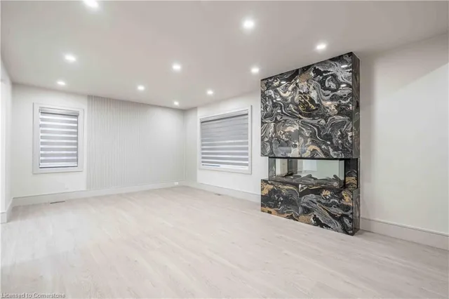 Additional image 8 of 104 Second St Unit UPPER