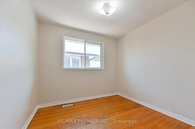 Additional image 24 of 44 Petunias Rd