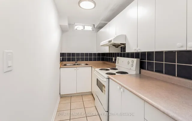 Additional image 44 of 5908 Stonebriar Cres