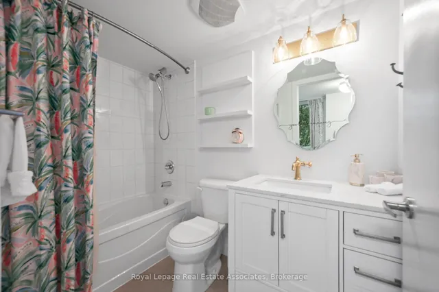 Additional image 16 of 80 Western Battery Rd Unit 222