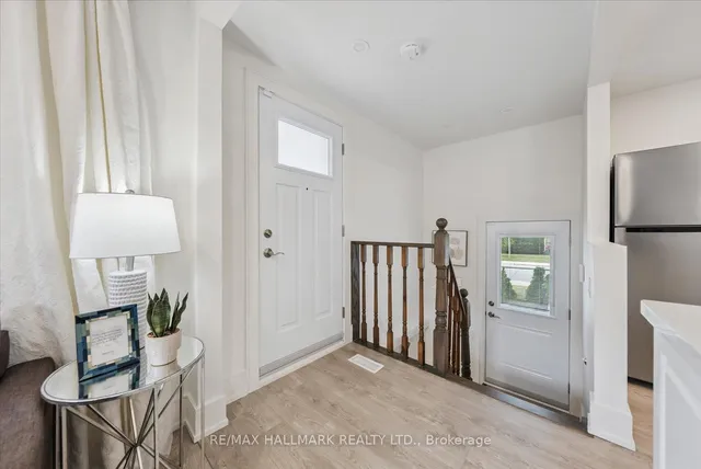 Additional image 10 of 14 Park St