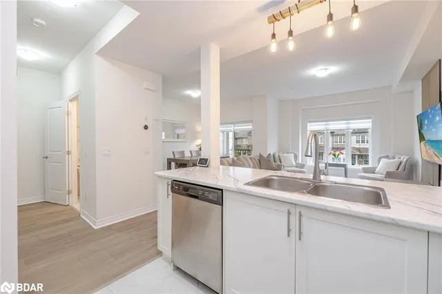 Additional image 11 of 316 Humphrey St Unit 43