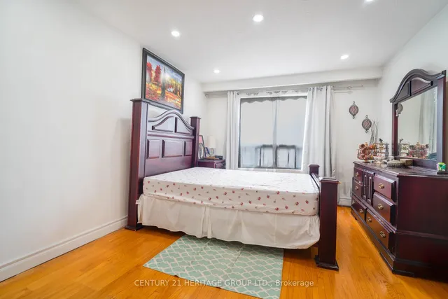 Additional image 32 of 59 NORTH BONNINGTON Ave