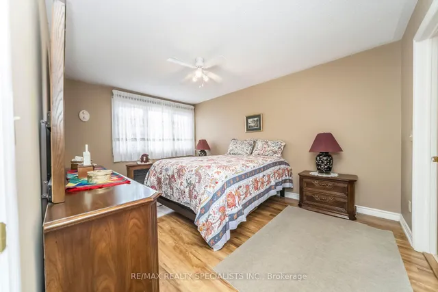 Additional image 24 of 39 Heathcliffe Sq