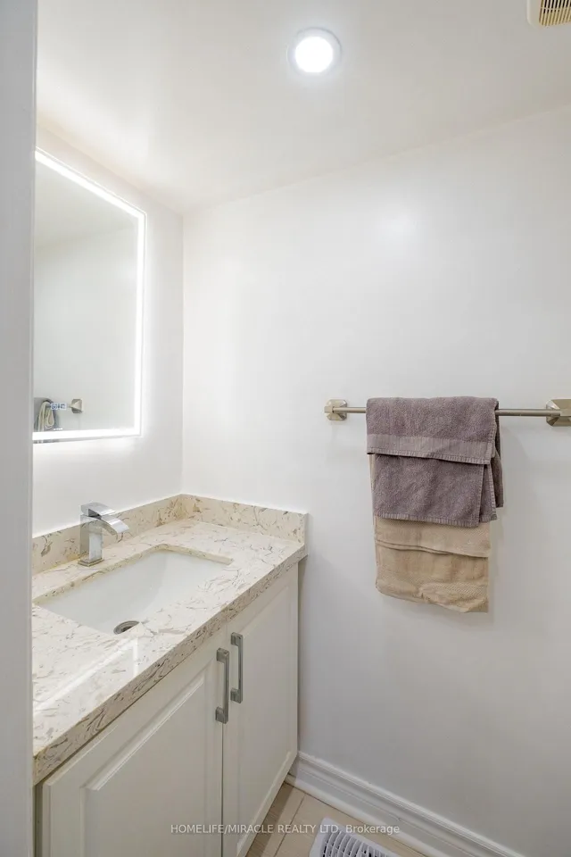 Additional image 35 of 108 Malvern St Unit 57