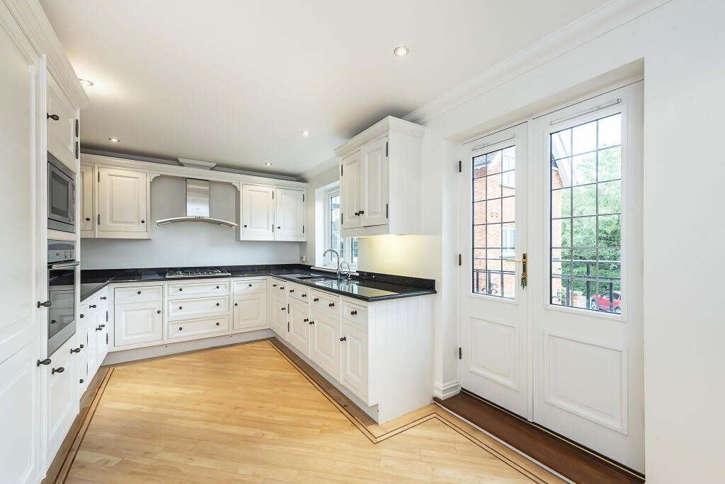 Additional image 15 of Luton Road, Harpenden, Hertfordshire, AL5