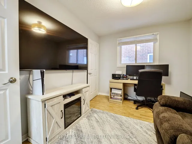 Additional image 16 of 607 Eaglewood Dr