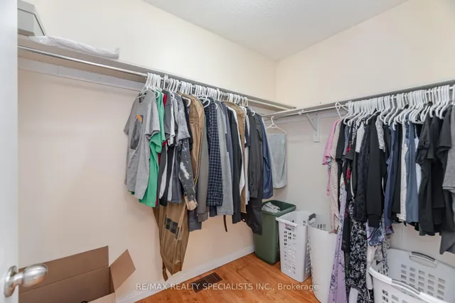 Additional image 25 of 21 Silo Crt