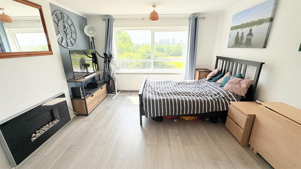 Additional image 3 of Jasmin Croft, Kings Heath