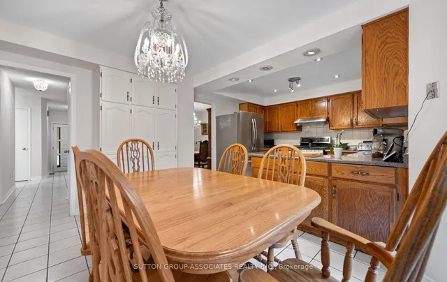 Additional image 33 of 1252 Greenwood Cres