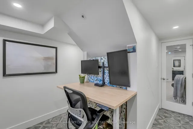 Additional image 41 of 48 Fourth St