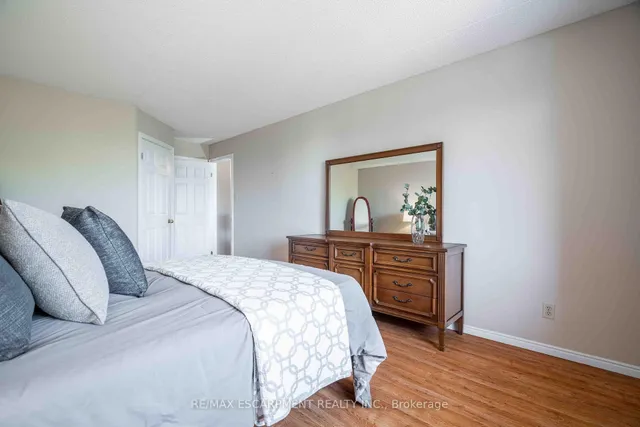 房产图片 28 - 416 Limeridge Rd 单元 216