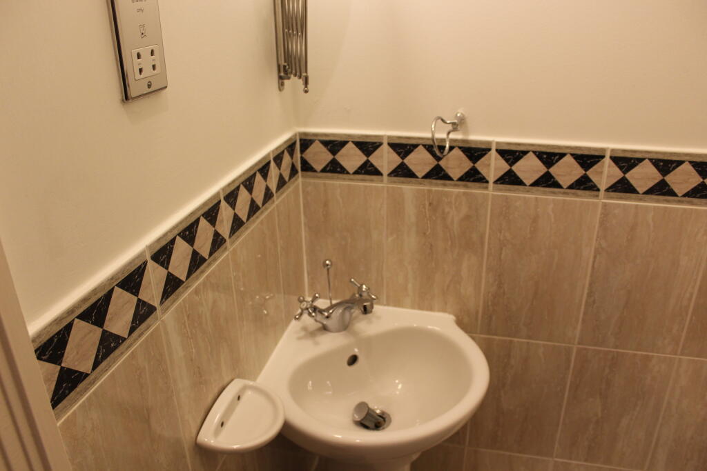 Additional image 13 of Yew Tree Road, BIRMINGHAM B13 8NQ