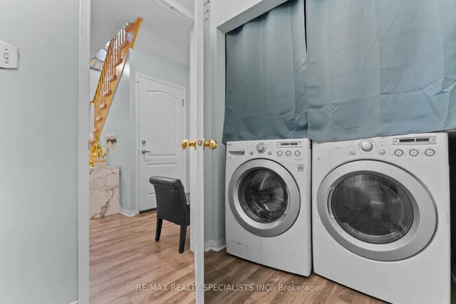 Additional image 20 of 17 Bushberry Rd