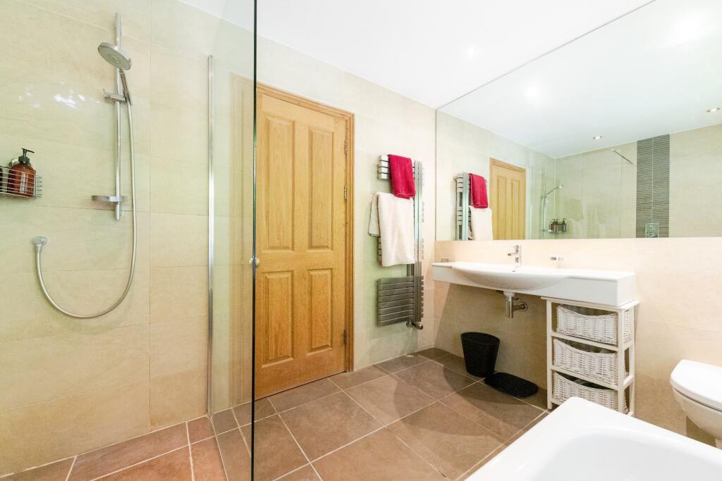 Additional image 12 of Firs Walk, Welwyn, AL6