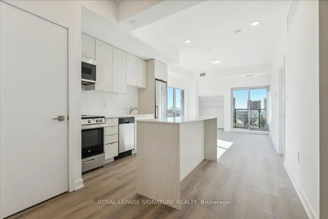 Additional image 12 of 2433 Dufferin St Unit 701