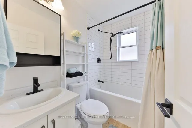 Additional image 20 of 149 East 33rd St