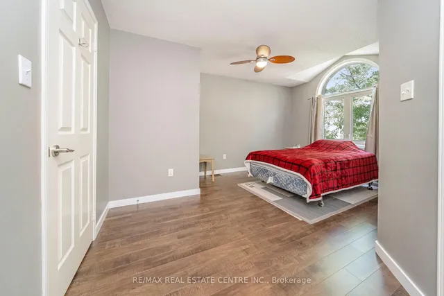 Additional image 24 of 42 White Tail Cres