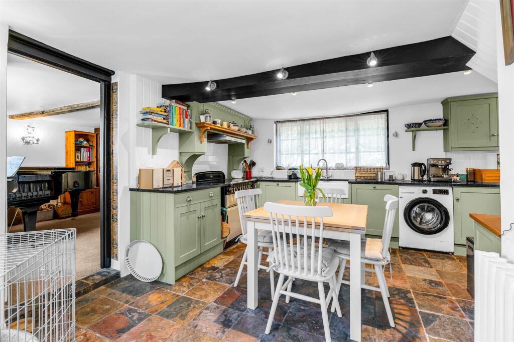 Additional image 10 of Church Street, Welwyn