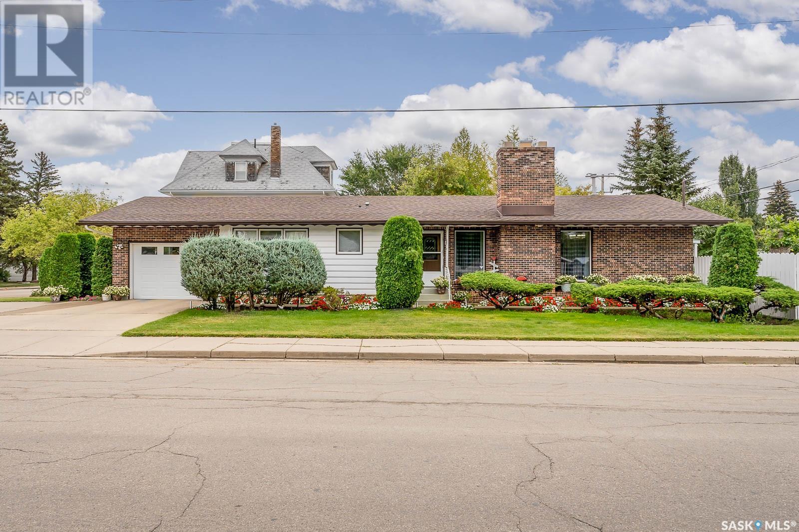 675 2nd AVENUE NW|Moose Jaw, Saskatchewan S6H6W8