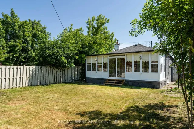 Additional image 44 of 1040 Kennedy Rd