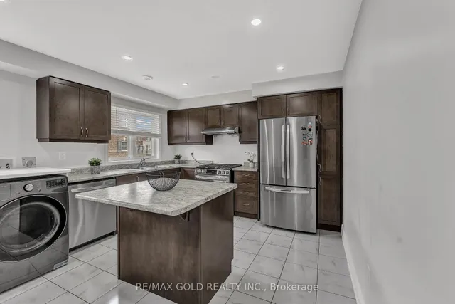 Additional image 13 of 37 Baycliffe Cres