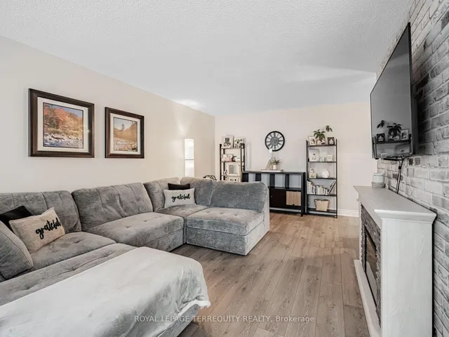 Additional image 8 of 2411 New St Unit 205