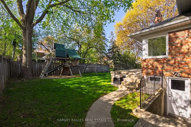 Additional image 32 of 10 Northolt Crt