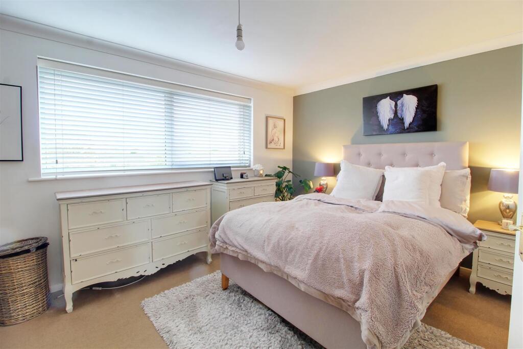 Additional image 4 of Alderman Close, Welham Green