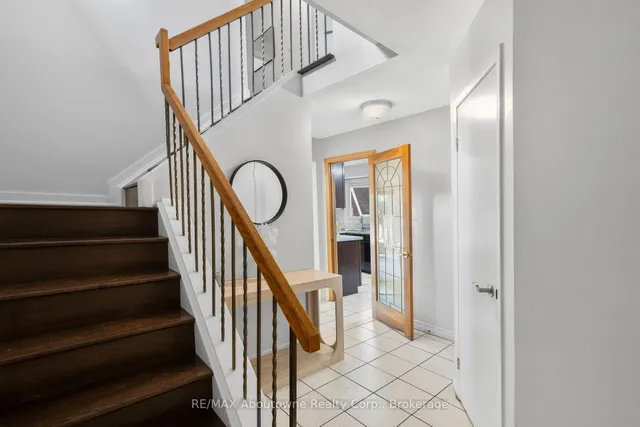 Additional image 2 of 17 Adam St