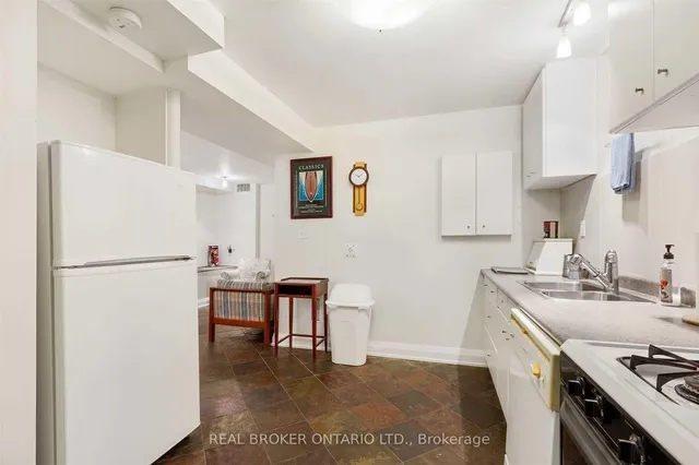 Additional image 27 of 499 Palmerston Blvd