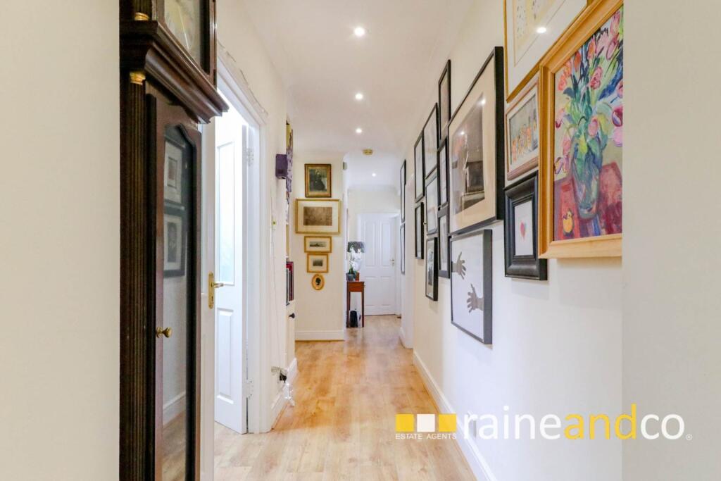 Additional image 20 of Georges Wood Road, Brookmans Park