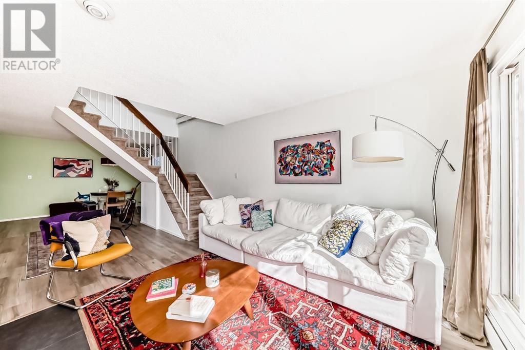 7, 722 4A Street NE|Calgary, Alberta T2E3W2